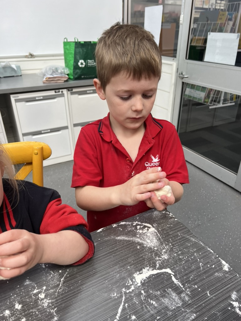 2 FA91638 A604 418 C B254 DF6 DD96 A4124 1 105 c