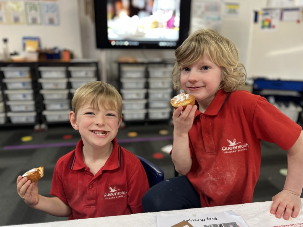 89710 CC8 9 E56 4709 B098 788228 C8 C666 1 105 c