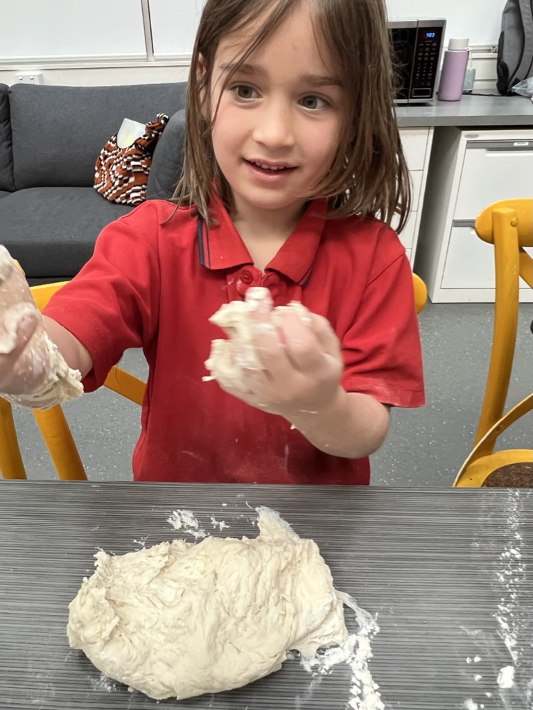 B7681 CB0 68 A4 4120 ACDD 21 F9579 FA1 F8 1 105 c